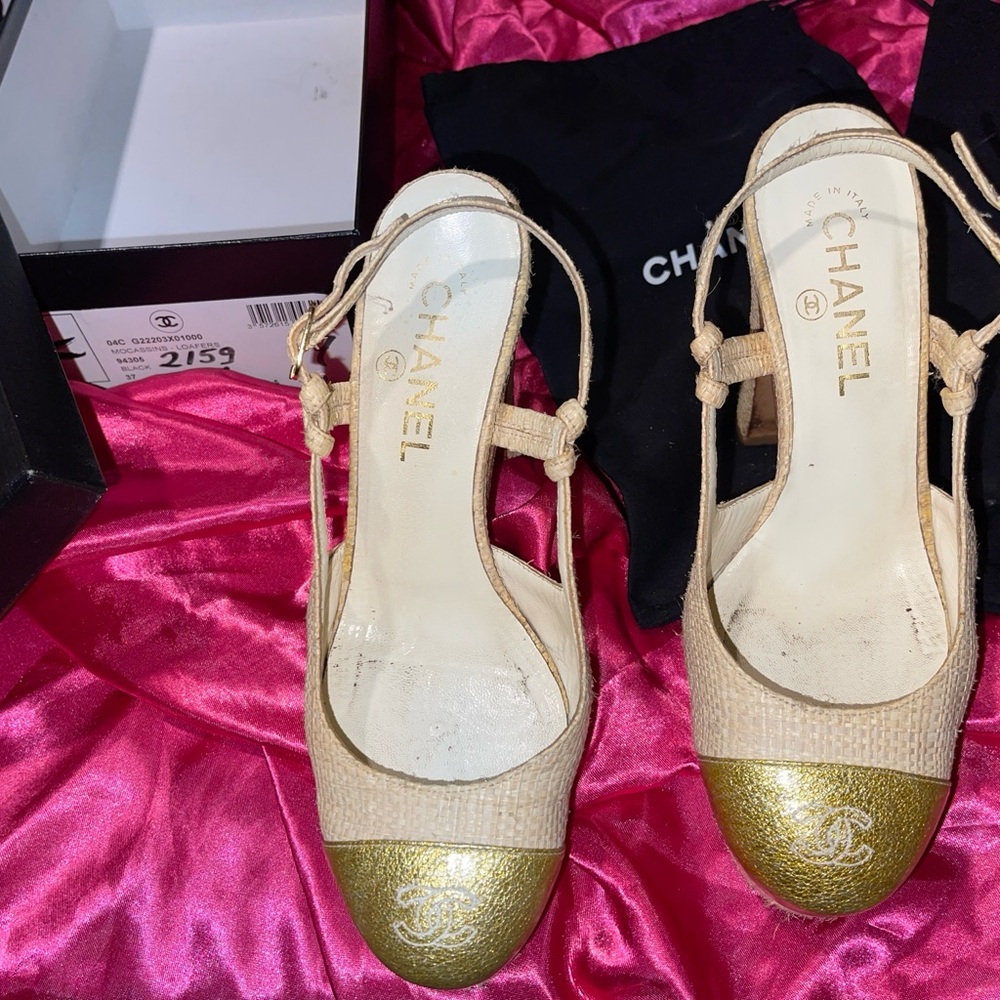 Chanel Gold and Cream Heels